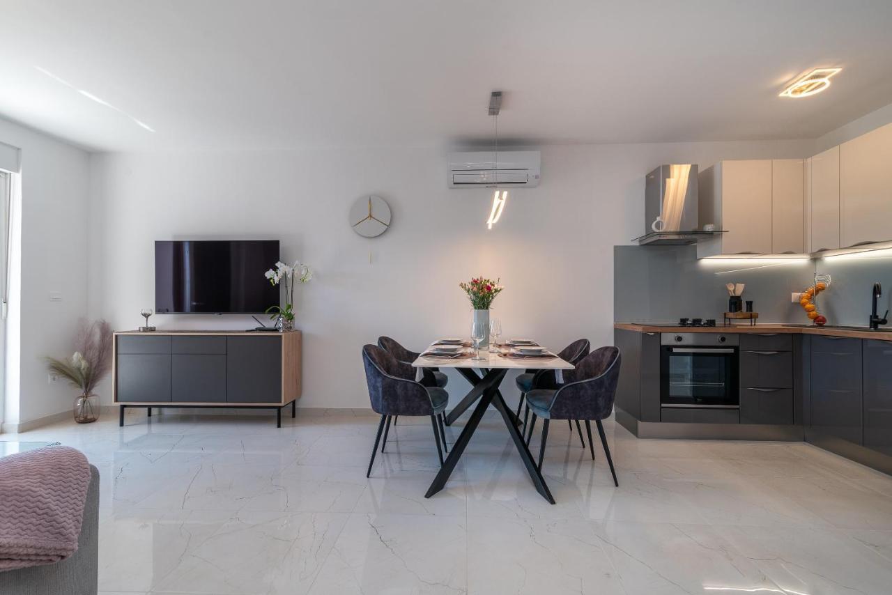Infinity Residence Trogir Eksteriør bilde